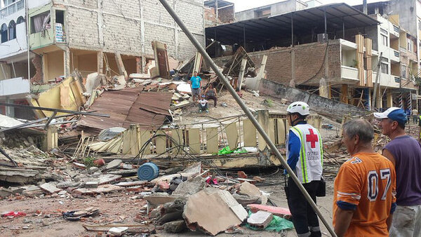 Erd­be­ben Ecua­dor: mehr als 400 Tote