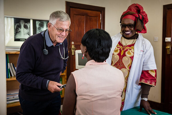 Die Ruedi Lüthy Foundation versorgt in der Newlands Clinic in Harare, Simbabwe, mehr als 7'000 Patienten aus ärmsten Verhältnissen