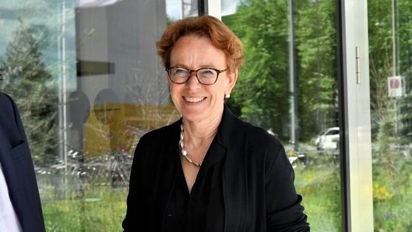 Eva Herzog wird neue Präsidentin des Swiss TPH Kuratoriums