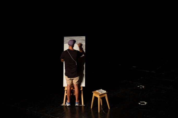 Performance de Fabian Branas, illustrateur, exposition Bulle. Photo : © Nicolas Muñoz