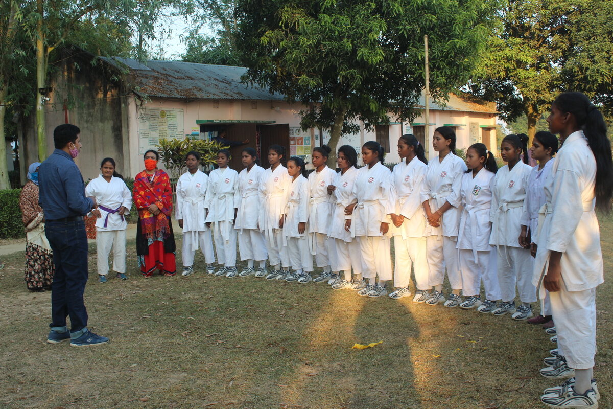 During Karate training, girls in our ECM project learn practical defence strategies and develop self-confidence. Photo: © WHI<br>