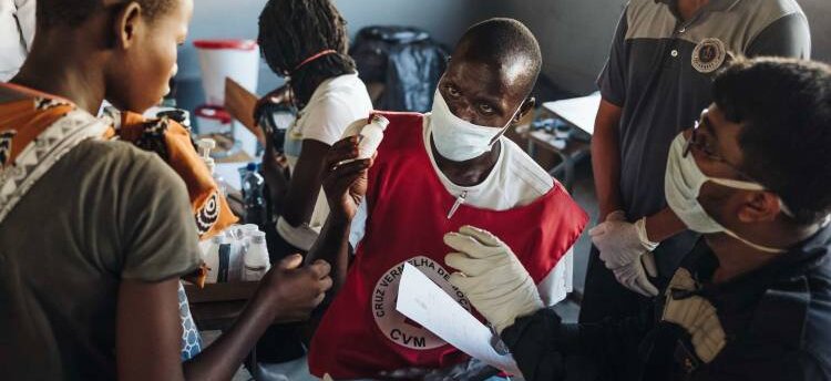 Gefahr von Epidemien – SRK baut Hilfe in Mosambik aus
