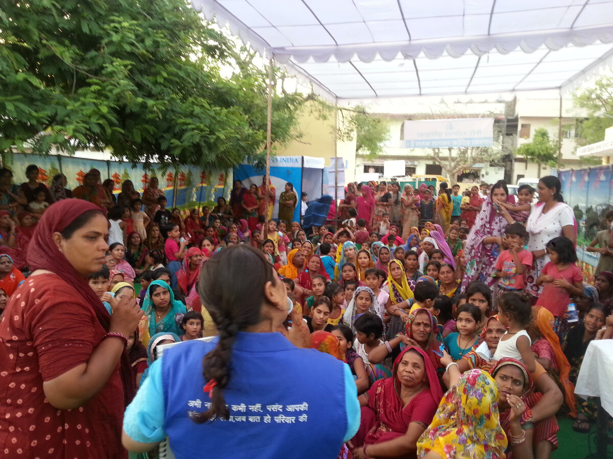 Campagne de sensibilisation aux SDSR menée par l'organisation Foundation for Reproductive Health Services (FRHS) en Inde. Photo: © FRHS<br>